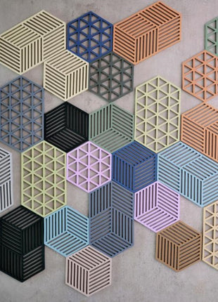 Zone Denmark Triangles pannenonderzetter rozemarijn