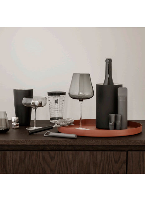 64263 Blomus Ilo wijnset - schenker en stop - magnet