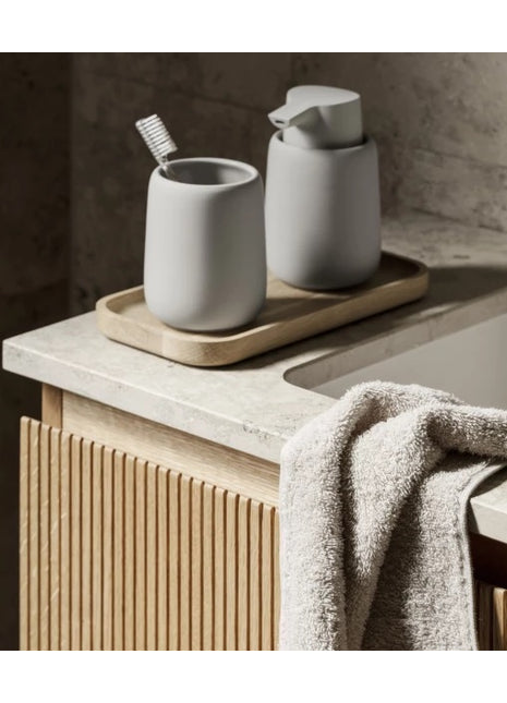 64529 Blomus OKU eiken hout dienblad Small