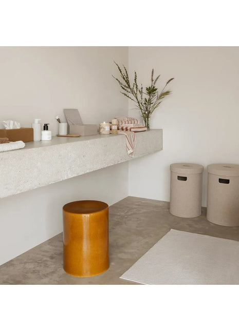 Blomus TORU kruk / hocker keramiek indian tan 68120