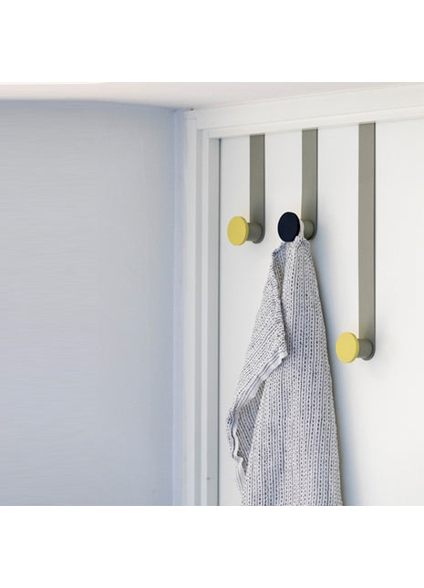 DesignBite Big Hug over the door haak kort blush / roze 16cm