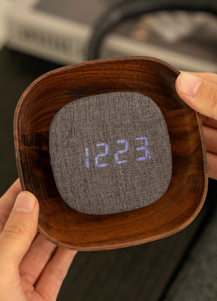 Gingko Lumos wekker vierkant walnoten met verlichting G076S-WT