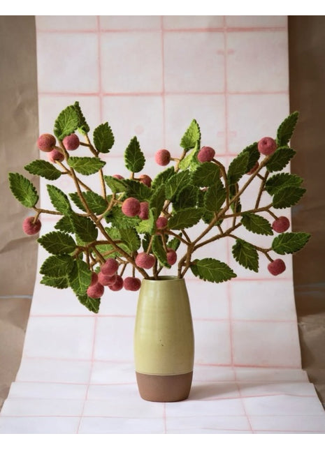 10035 Gry & Sif vilten tak appels dusty rood 60 cm