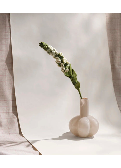 Gry & Sif Vingerhoedskruid wit vilten bloem