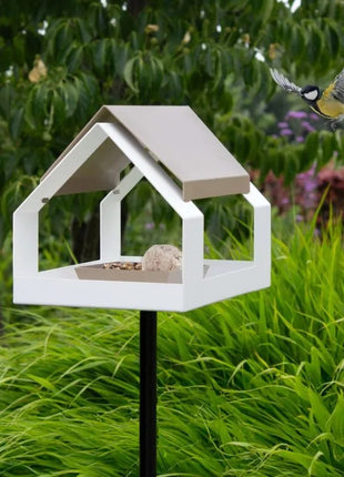 Heeej Barn vogelvoederhuis / birdfeeder op paal zand