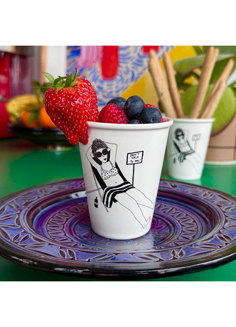 Helen B mok / beker don't talk to me vakantie