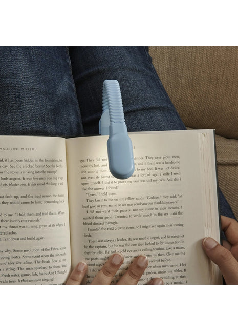 BL13-BL-EU Kikkerland Clip oplaadbare boekenlamp blauw