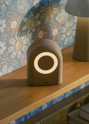 KFEW29 Kreafunk Ivy wekker / bluetooth speaker ivoor zand