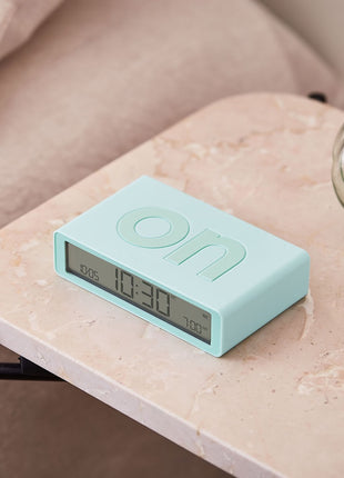 LEXON Flip Classic oplaadbare wekker on/off mint