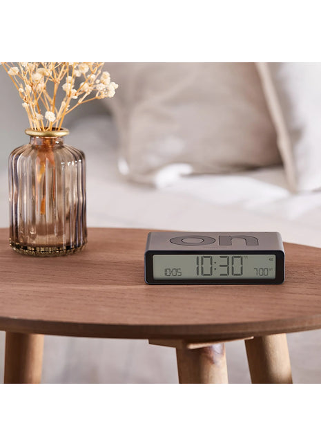 LR157G3 LEXON Flip Classic digitale oplaadbare wekker on/off donkergrijs