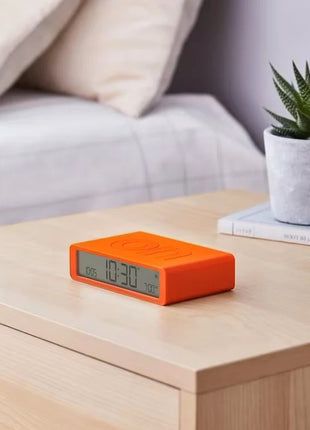 lr157o1 LEXON Flip Classic digitale oplaadbare wekker on/off oranje