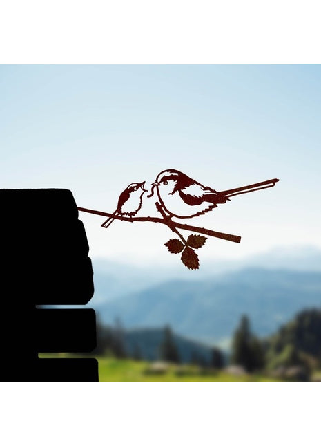 Metalbird Staartmees met jong cortenstaal