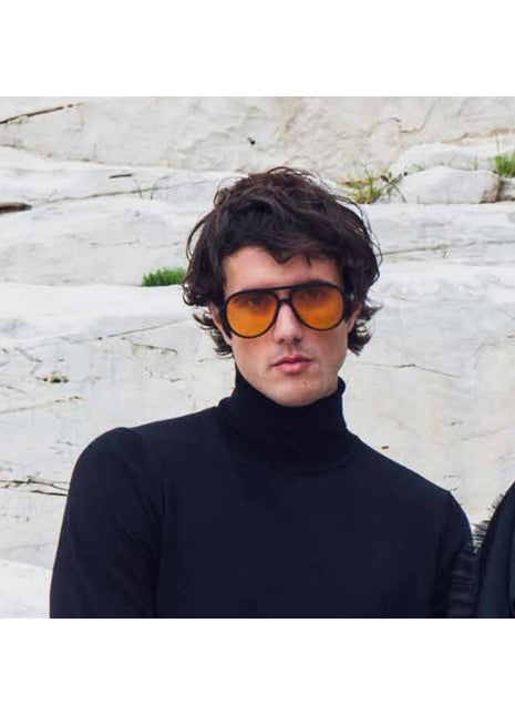 OK01BK-YE Okkia Alessio heren zonnebril zwart met gele glazen