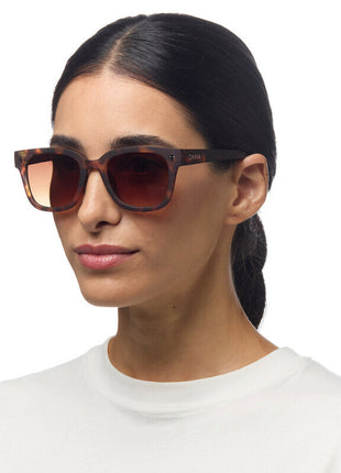 OK012-CH OKKIA Giovanni zonnebril unisex classic havanna