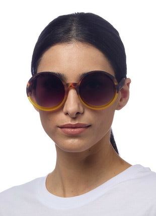 OK014 OKKIA Monica Round dames zonnebril havana geel