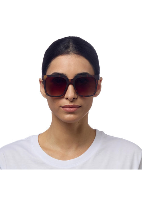 Okkia Roma zonnebril classic havana