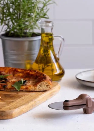 PA350 Peleg Design Puperoni Teckel pizzasnijder