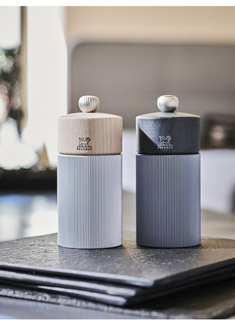 39899 Peugeot Line houten zoutmolen aluminium natural 12cm