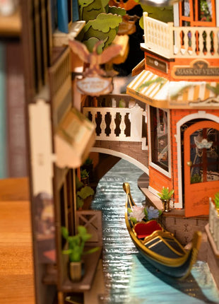 Robotime Rolie Book Nook Romantic Venice - TGB08