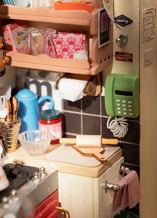 Robotime Cozy Kitchen miniatuurhuis bouwpakket DG159