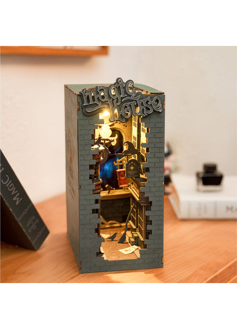 Robotime Rolie Book Nook Magic House - TGB03 bouwpakket