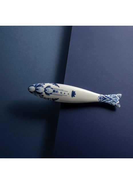 46502400 Royal Delft Blue Herring Art Deco - haring / vissen