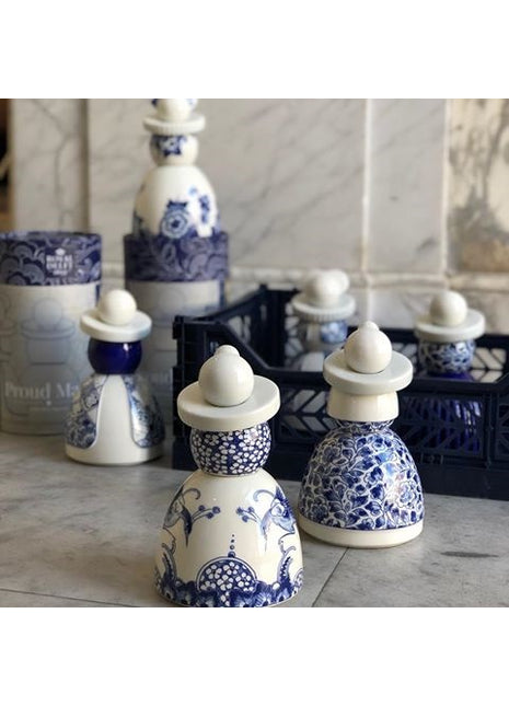 46601000 Royal Delft - Proud Mary - Flower Peacocks