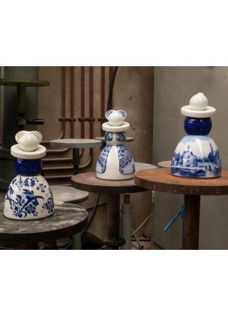 46608000 Royal Delft - Proud Mary - Gezicht op Delft beeldje