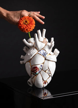 09929 Seletti Love in Bloom Kintsugi hart vaas