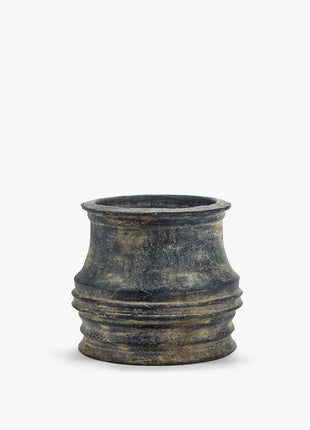 B5625002-900 Serax Pot Planter 01 M Zwart Mesa
