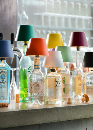 Bottlelight Flessenlamp van LED voor verschillende flessen. Gebruik met batterij als LED-flessenlamp. Fles van aluminium acrylglas in koud wit, enkele verpakking Bottlelight Flessenlamp van LED voor verschillende flessen. Gebruik met batterij als LED-flessenlamp. Fles van aluminium acrylglas in koud wit, enkele verpakking