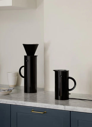 Stelton EM77 mini elektrische waterkoker 0.5 L zwart