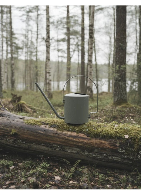 100-16 Stelton Original plantengieter 1.7L soft dark forest