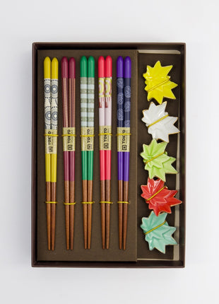 20902 Tokyo Design Studio eetstokjes kado set maple leaf 10 delig