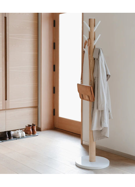 Umbra Flapper staande kapstok wit / natuurlijk