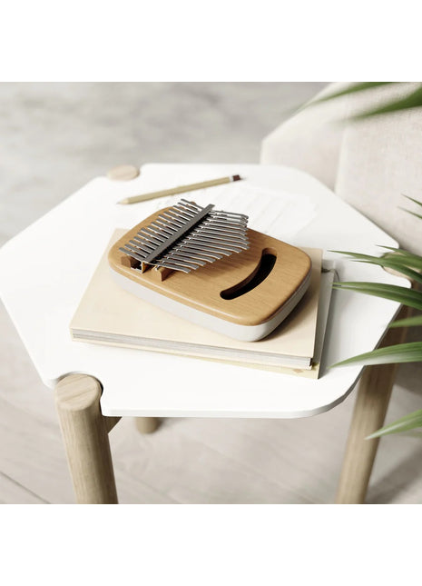 1014215 Umbra Strumba Kalimba duimpiano