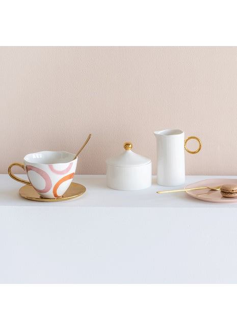 105937 Good morning melkkan wit met gouden oor