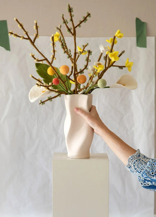 Gry & Sif vilten bloem op steel 3 cm koraal 30 cm
