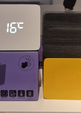 Piu Forty X-Rover wekker zwart + QI laadfunctie