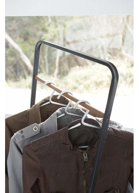 07672 Yamazaki Hanger Rack 1.0 - kapstok staand kledingrek - zwart