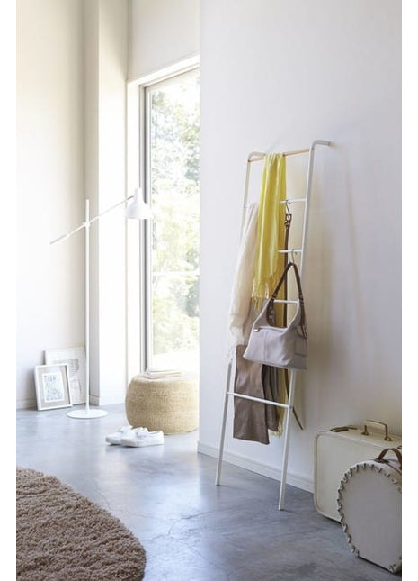 02812 Yamazaki Tower Ladder Hanger wit