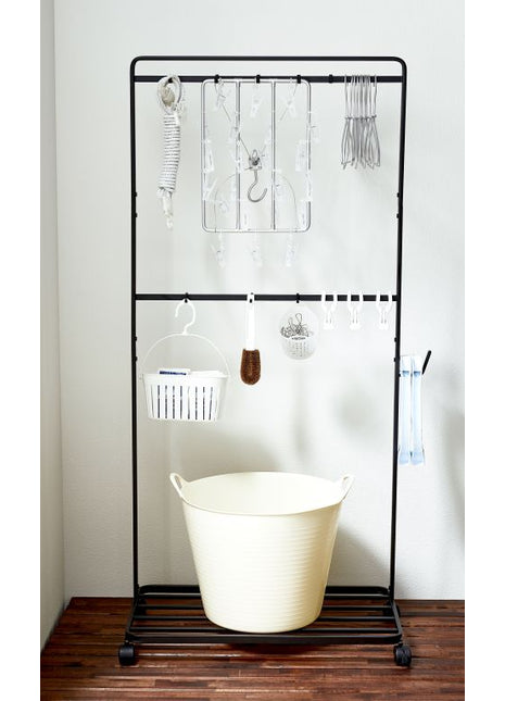 Yamazaki Tower kledingrek met zwenkwiel zwart