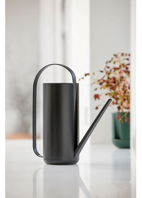 10684 Zone Denmark Herb & Sprout gieter 1.5L zwart