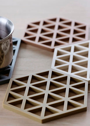 331284 Zone Denmark Triangles pannenonderzetter berk